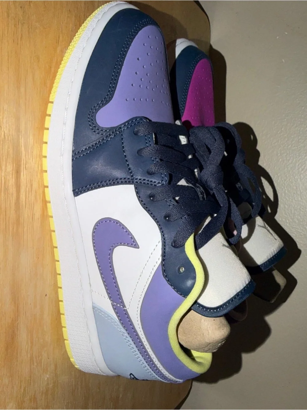 Jordan womenLow-Top Sneakers in Magenta and Lavender
